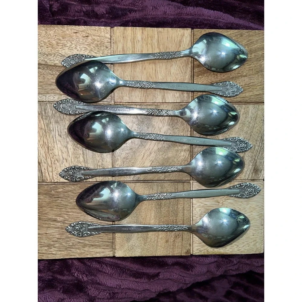 Lot Of 7 Unbranded Stainless Steel Japan Flatware Woven/Basketweave Soup Spoons